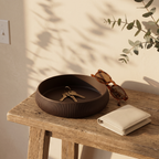 Japandi Catch All Bowl in Dunkel-Braun, Lifestyle, Eichenkonsole im Eingangsflur