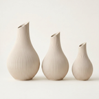 Yazu Vase Größenvergleich 15, 20 und 25 cm in Off-White